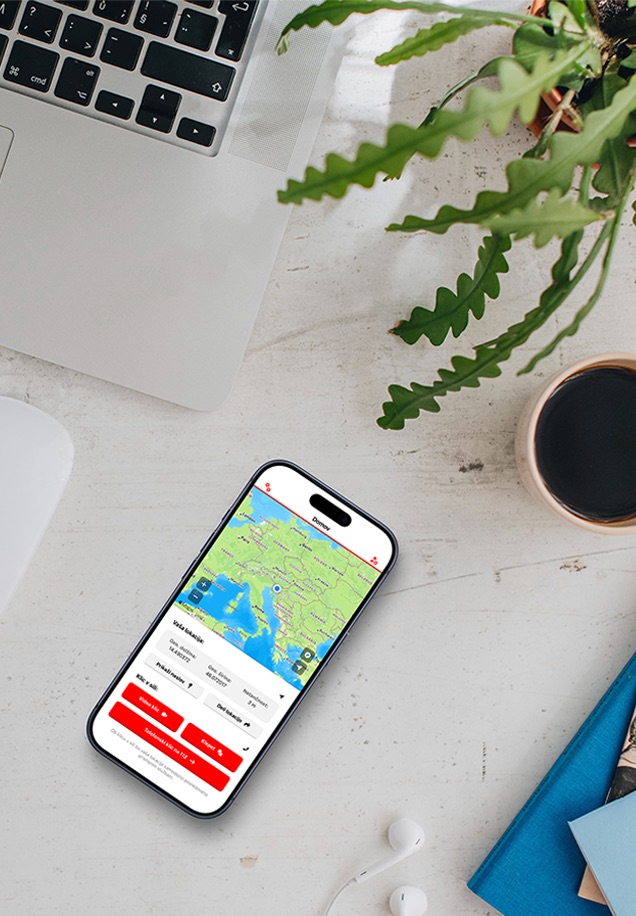 Locate and act — interactive map with one-tap access to emergency video, chat, and 112 dialing from anywhere.